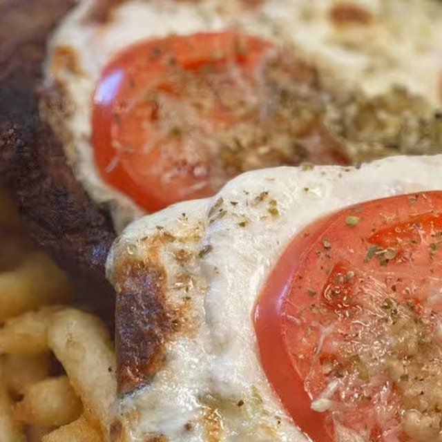 Family Meal: Milanesa A La Napolitana | For 3.